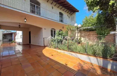 Casa com 7 quartos à venda na Rua Barretos, Veraliz, Londrina