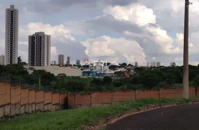Terreno à venda na Alameda Altos Do Jaraguá 1, Parque Laranjeiras, Araraquara