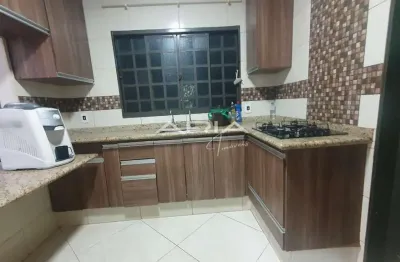 Casa com 3 quartos para LOCAÇÃO no Jardim Imperador, ARARAQUARA - SP