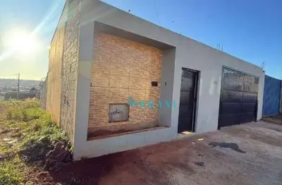 Casa com 2 dormitórios à venda, 54 m² por r$ 300.000 - imperial ii - varginha/mg
