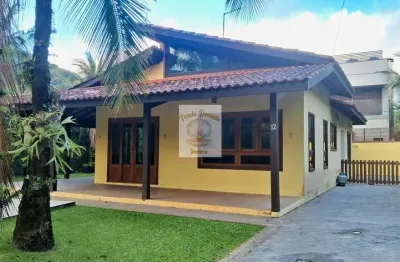 Casa em condomínio fechado com 3 quartos para alugar no Balneário Praia do Pernambuco, Guarujá 