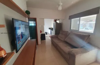 Casa à venda com 2 quartos, sendo 1 suite com 2 vagas de garagem, localizado no parque dos sabias em indaiatuba /sp
