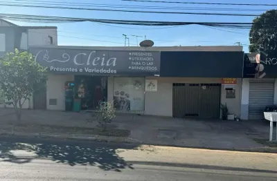 Imperdível casa à venda em goiânia-go, jardim balneário meia ponte: 3 quartos, 1 suíte, 1 sala, 2 banheiros, 2 vagas de garagem, 250m².