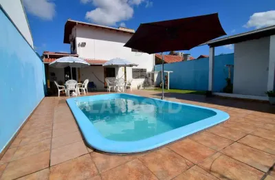 Casa com 4 quartos à venda no Centro, Tubarão 