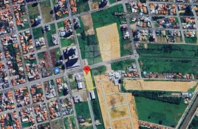 Terreno de esquina com 2.703m² na av. pedro zapelini, ideal para empreendimentos residenciais ou comerciais. localização privilegiada em tubarão/sc