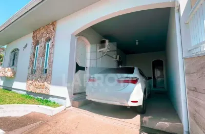 Casa com 3 quartos à venda no Oficinas, Tubarão 