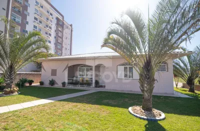 Casa com 4 quartos à venda na Rua Januário Alves Garcia, Centro, Tubarão