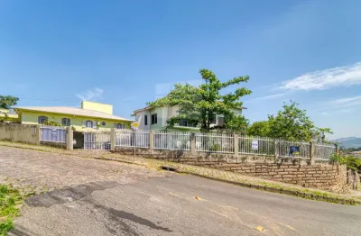 Casa com 4 quartos à venda no Oficinas, Tubarão 