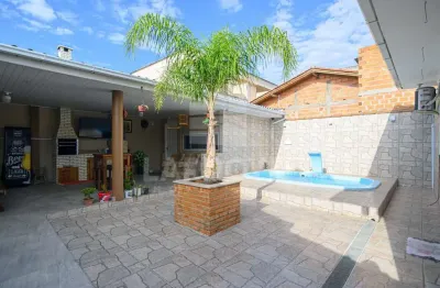 Casa com 3 quartos à venda no Humaitá de Cima, Tubarão 