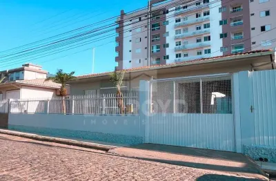 Casa com 4 quartos à venda no Humaitá, Tubarão 