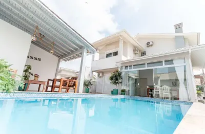 Casa com 3 quartos à venda na Rua João José Saiber, Vila Esperança, Tubarão