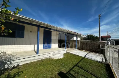 Casa com 2 quartos à venda na Rua Sabino Favarin, Oficinas, Tubarão