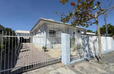 Casa com 3 quartos à venda no Oficinas, Tubarão 