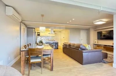 Apartamento com 3 quartos à venda na Avenida Marcolino Martins Cabral, Centro, Tubarão