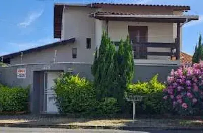 Sobrado com 5 dormitórios sendo 2 suítes à venda, 273 m² por r$ 1.499.000 - jardim regina - indaiatuba/sp