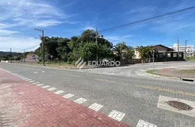 Terreno à venda na Avenida Araucária, 250, Mariscal, Bombinhas