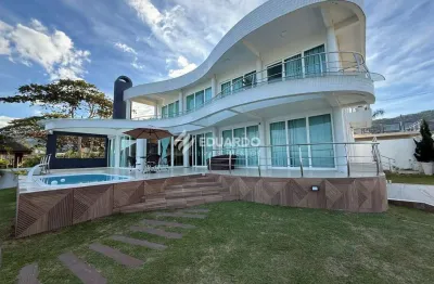 Mansão beira-mar em zimbros | exclusividade absoluta em dois lotes.