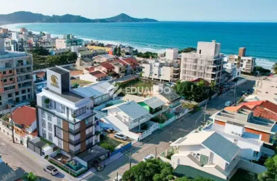 Apartamento Exclusivo com 4 suítes e 04 vagas a 180 metro da Praia de Mariscal –