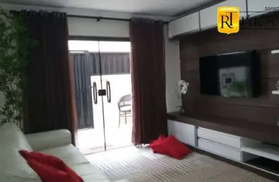 Lindíssima casa duplex em condomínio com 3 quartos em cabo frio