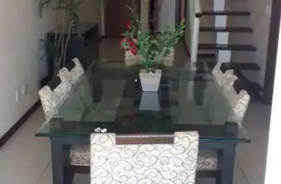 Cobertura de 4 quartos a venda no algodoal cabo frio rj