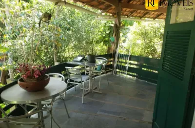 Casa duplex reformada à venda em condomínio em cabo frio, rj