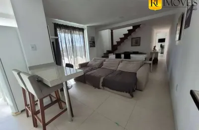 Excelente cobertura à venda na quadra da praia do forte em cabo frio/rj