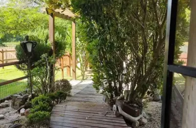 Casa à venda com 2 suítes, próximo ao mar araruama, em praia seca araruama