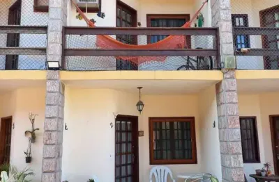 Casa duplex com 2 quartos no jardim flamboyant - cabo frio/rj