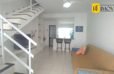 Casa com 02 quartos em condomínio à venda no centro de arraial do cabo/rj