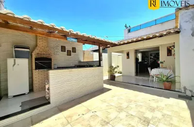 Casa com potencial para transformar em hostel à venda em arraial do cabo/rj