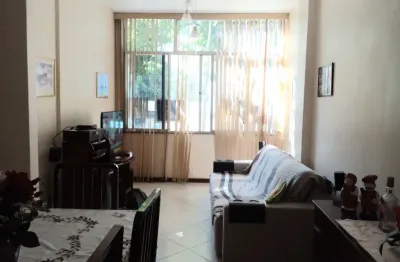 Apartamento  3 quartos a um passo do metrô no posto 3  e fo comércio