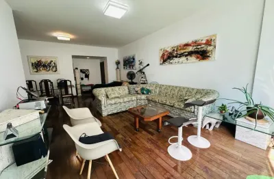 Excelente apartamento com 3 quartos e vaga na  na assis brasil