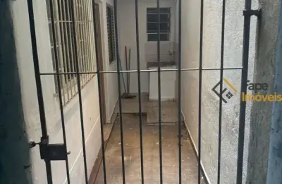 Casa com 1 quarto para alugar na Rua Monsenhor Januário Sangirardi, 111, Vila Cavaton, São Paulo