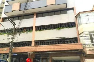 Apartamento com 2 quartos (1 suíte), sala ampla, varanda, banheiro social, cozinha, área, dependência, 02 vagas e lazer.