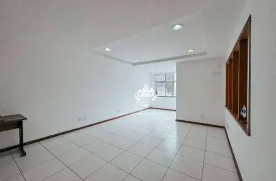 Sala comercial para alugar na Avenida Lúcio Meira, 461, Várzea, Teresópolis
