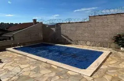 Casa para venda em araxá, centro, 3 dormitórios, 1 suíte, 3 banheiros, 2 vagas