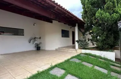 Casa para venda em araxá, veredas da cidade, 4 dormitórios, 3 suítes, 5 banheiros, 2 vagas