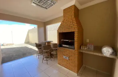 Casa para venda em araxá, alvorada, 3 dormitórios, 1 suíte, 2 banheiros, 4 vagas