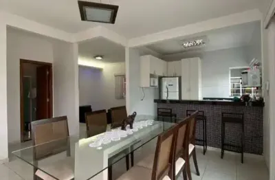 Casa para venda em araxá, guilhermina vieira chaer, 3 dormitórios, 2 suítes, 4 banheiros, 2 vagas