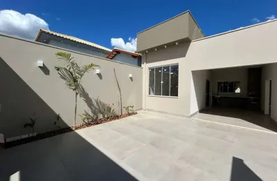 Casa para venda em araxá, fenícia, 3 dormitórios, 1 suíte, 2 banheiros, 3 vagas