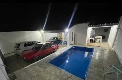 Casa com 3 quartos à venda na Rua José Gonçalo dos Santos, 35, São Francisco, Araxá por R$ 325.000