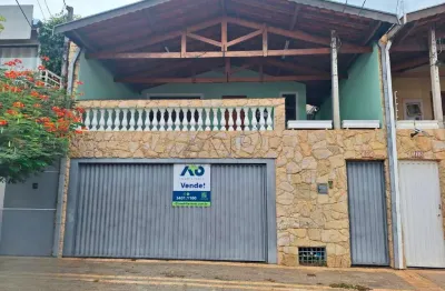 Casa à venda, 3 quartos, 1 suíte, 4 vagas, POMPEIA - PIRACICABA/SP