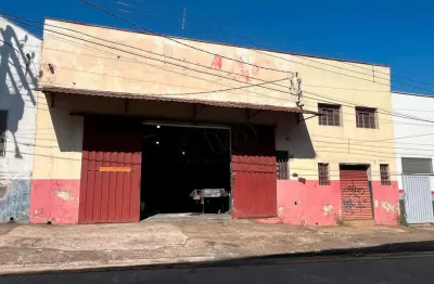 Casa à venda na Vila Areão, Piracicaba 