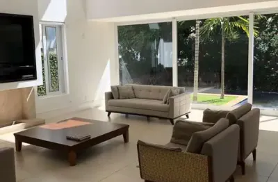 Sobrado à venda em campinas, alphaville dom pedro, com 3 suítes, com 350 m², alphaville dom pedro