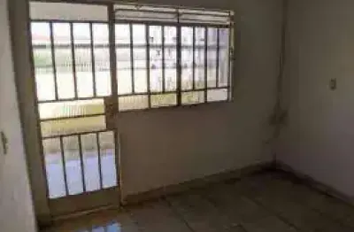 Casa com 1 quarto para alugar no Novo Glória, Belo Horizonte 