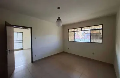 Casa com 6 quartos para alugar no Renascença, Belo Horizonte 