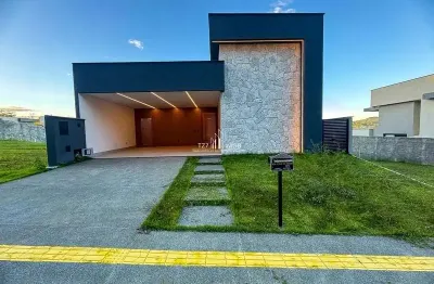 Casa subtérrea com projeto exclusivo no jardins nápoles com 3 suítes.