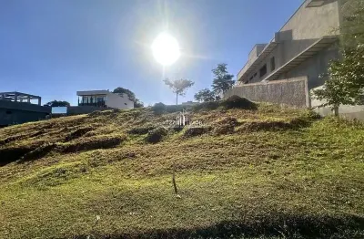 Lote condomínio vale verde, com 400,69 m², quitado e registrado
