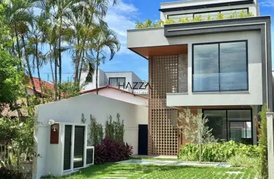 Casa Contemporânea Tríplex na região Golfe Olímpico | Barra