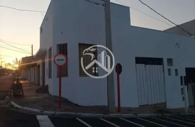 Barracao comercial com mesanino otima localizacao no centro